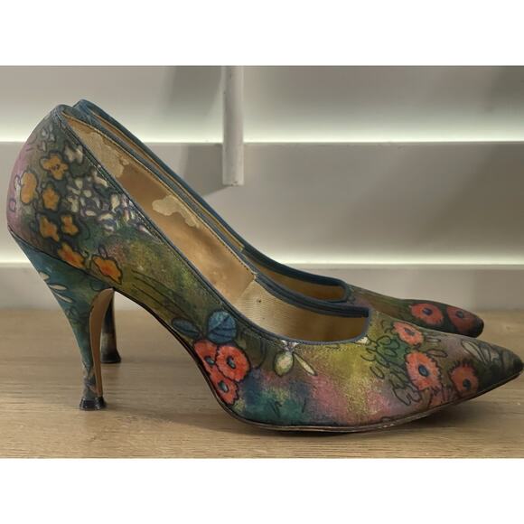 VTG Town Fair 1950s 1960s Pumps High Heels Stilettos Sz 7 Floral Printed - Picture 1 of 13